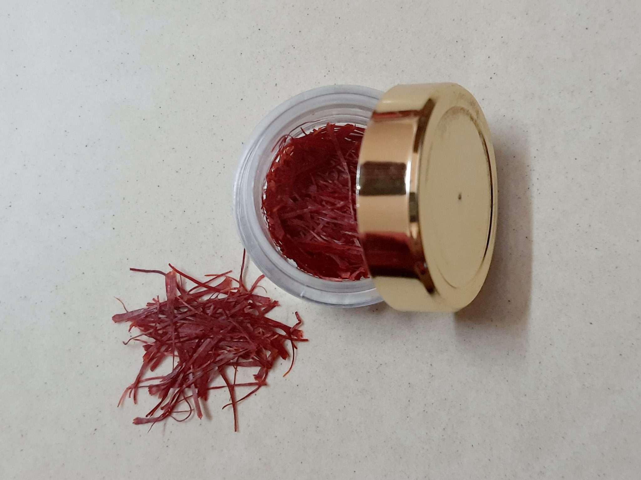 Kashmiri Kesar Saffron Saga Dry Fruits